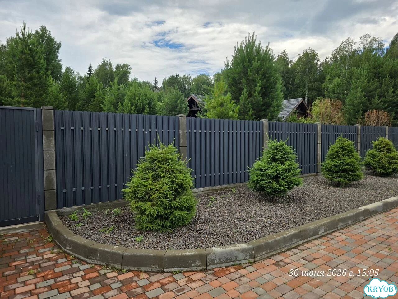 Забор из металлического штакетника в Красноярске фото 6