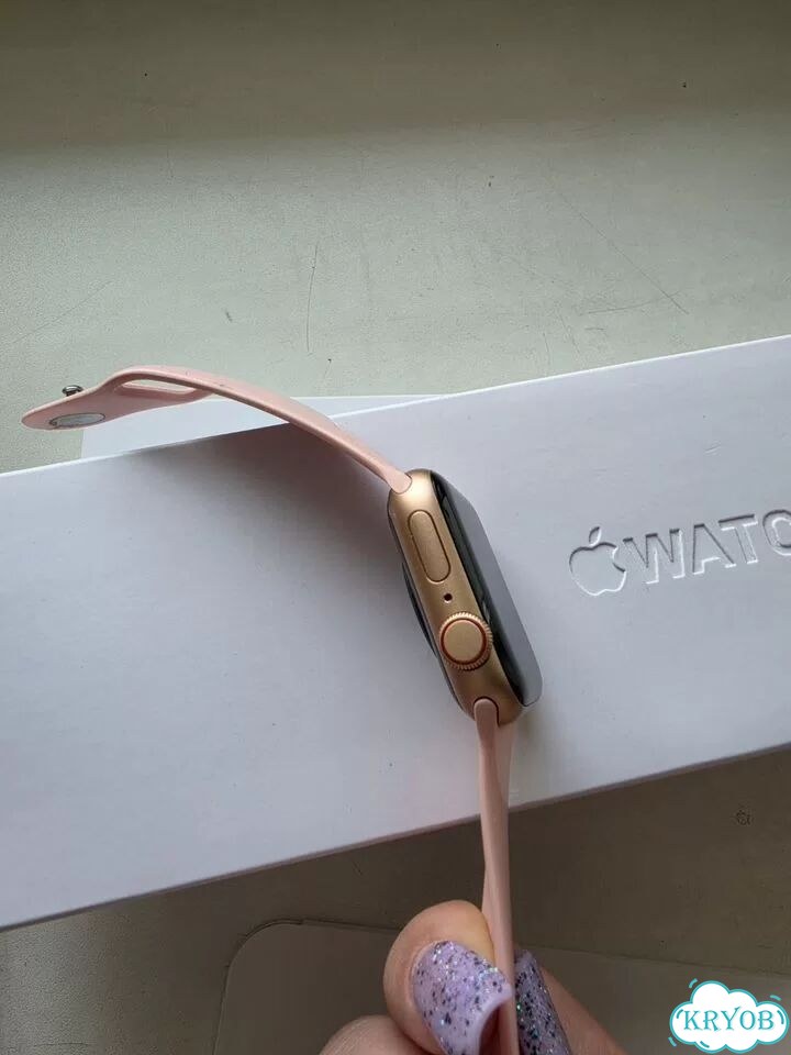 Apple watch SE 40 mm фото 5
