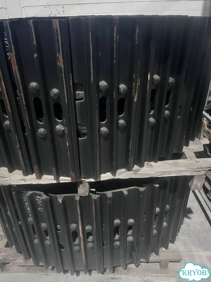Гусеница в сборе PC270-8, PC300-6, PC300-7, ZX330 фото 1