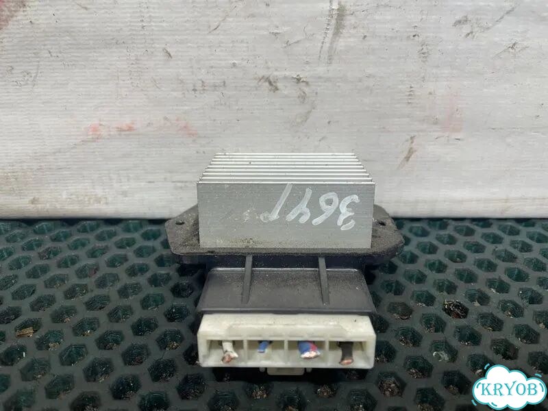 Реостат печки Toyota Premio ZZT245 1ZZ-FE 2003 фото 2