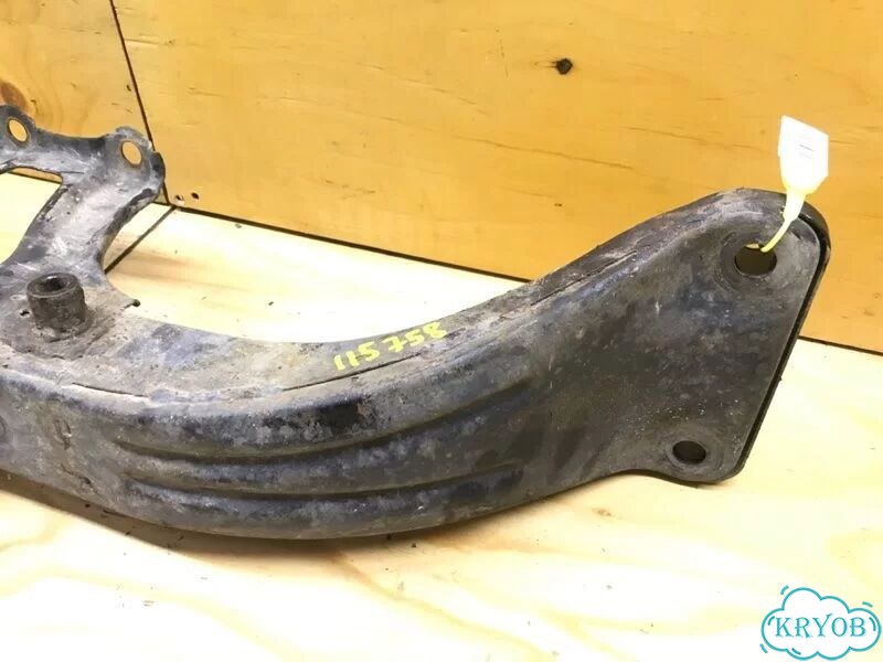Балка поперечная задняя toyota corona exiv ST202 фото 3