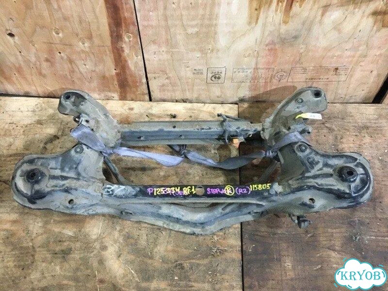 Балка поперечная задняя honda stepwgn RF1 B20B фото 1