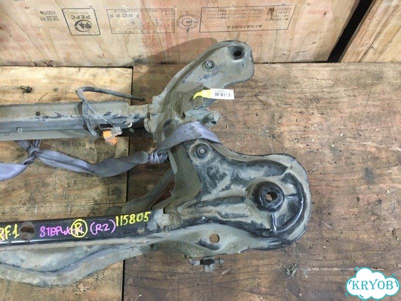 Балка поперечная задняя honda stepwgn RF1 B20B фото 3