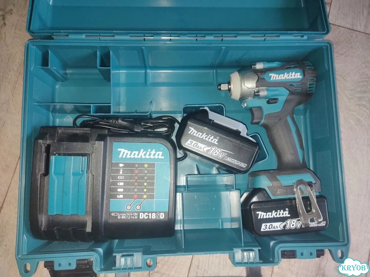 Гайковёрт makita dtw300 rfe (2шт3ач,зу,кейс) фото 1