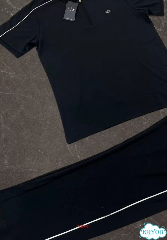 Костюм штаны с футболкой Armani фото 3
