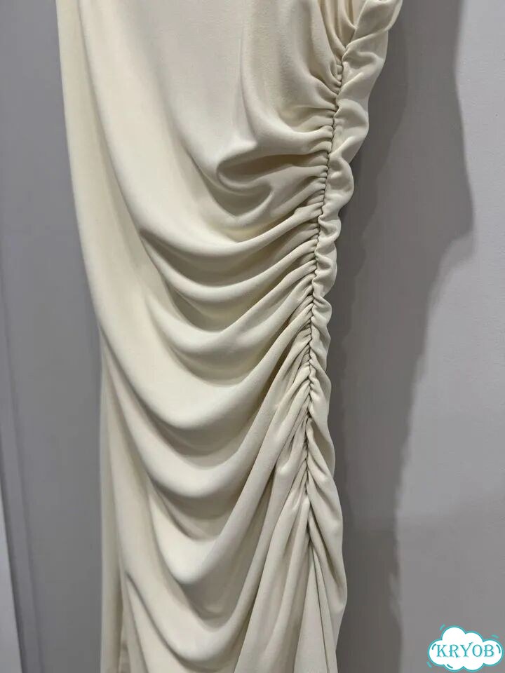 Платье zara со сборкой фото 3