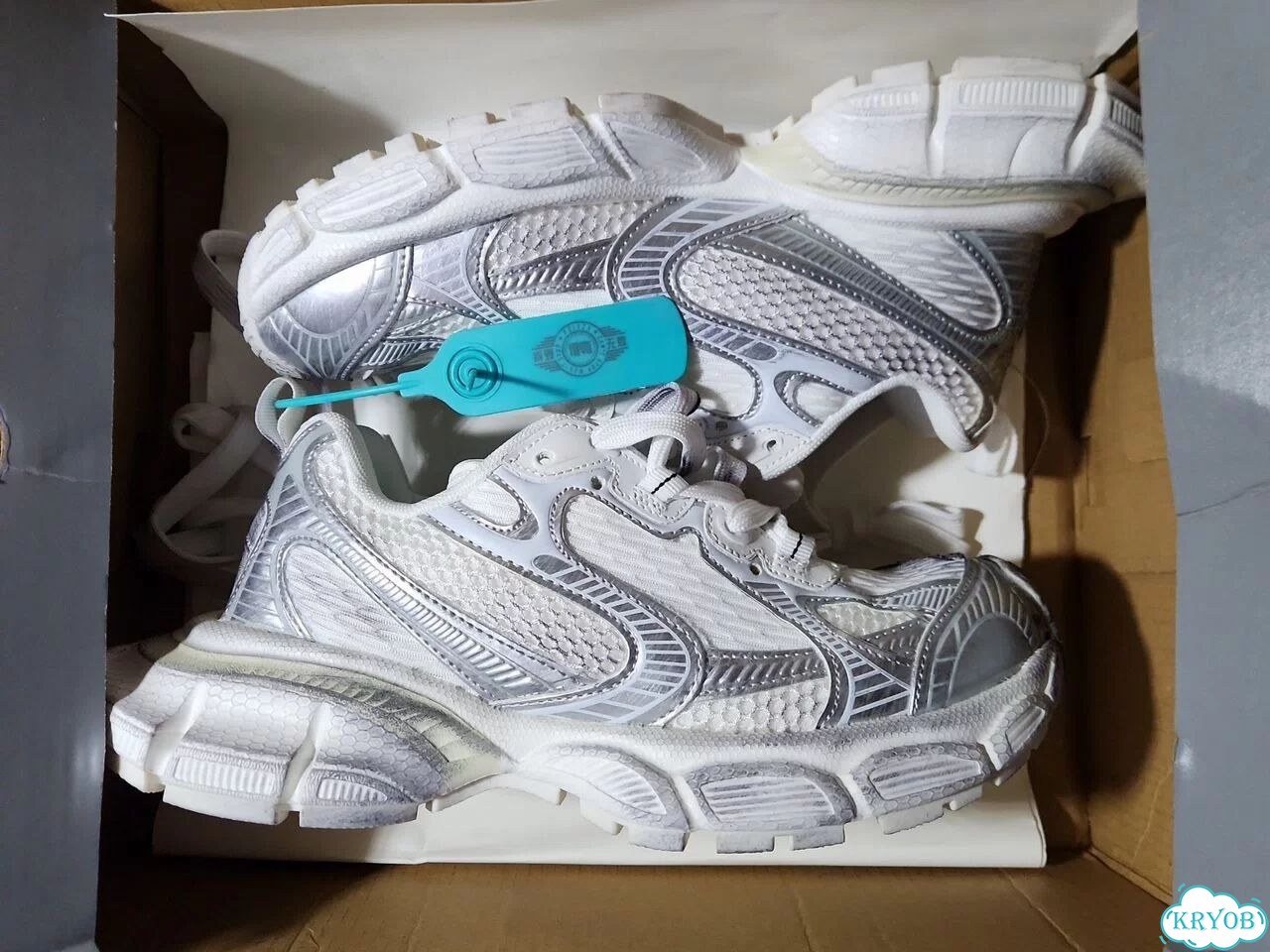 Кроссовки balenciaga 3xl фото 1