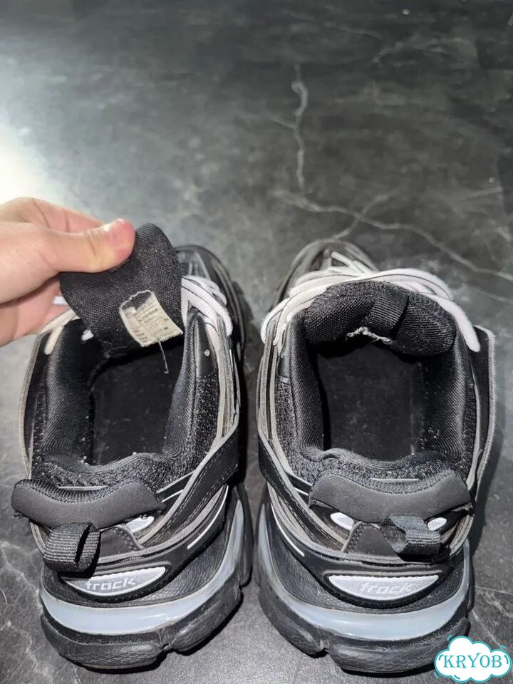 Balenciaga track 1 LED black white фото 3