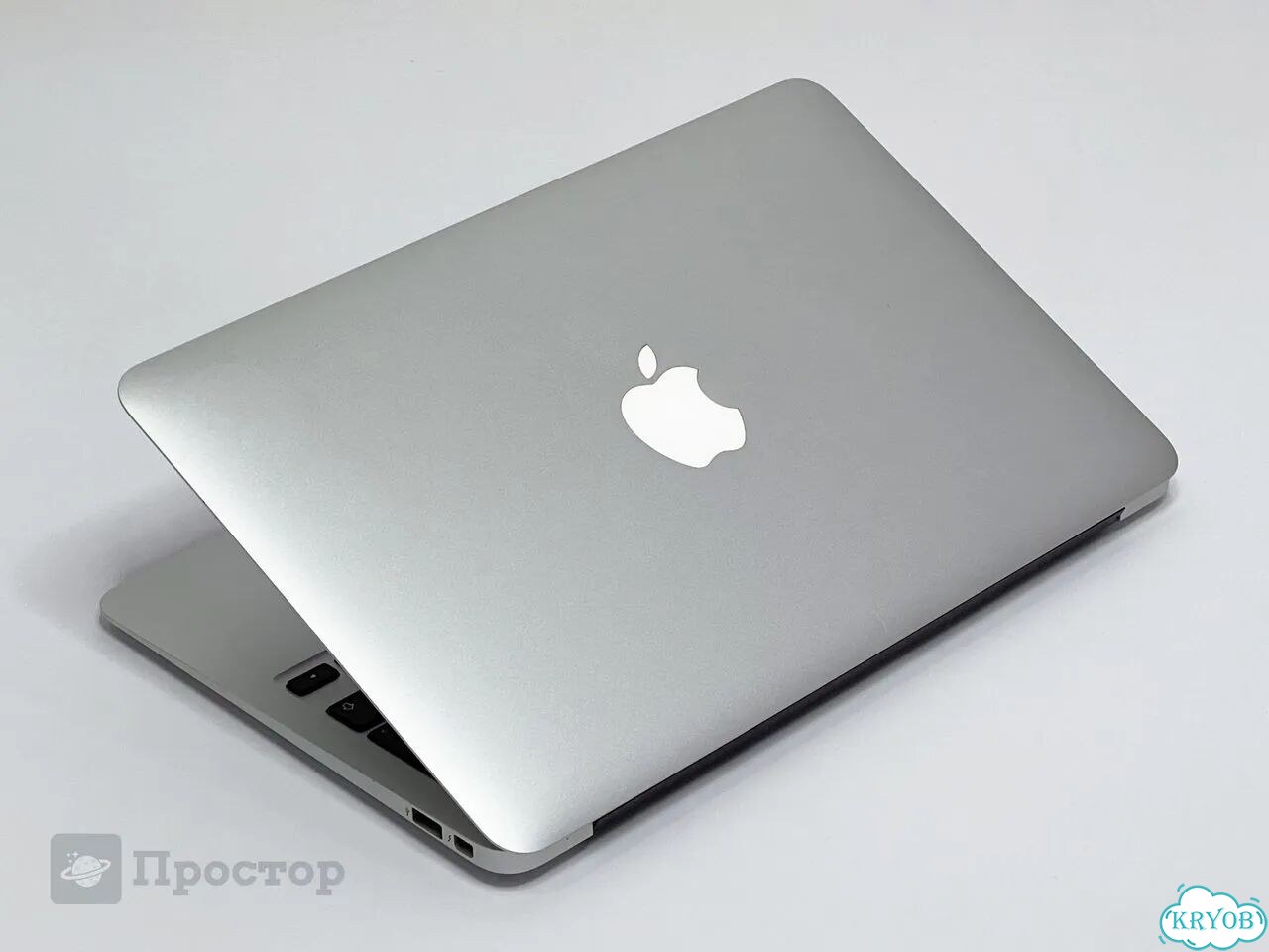 Apple MacBook Air 11 (2015) Intel i5, 128 гб SSD фото 3
