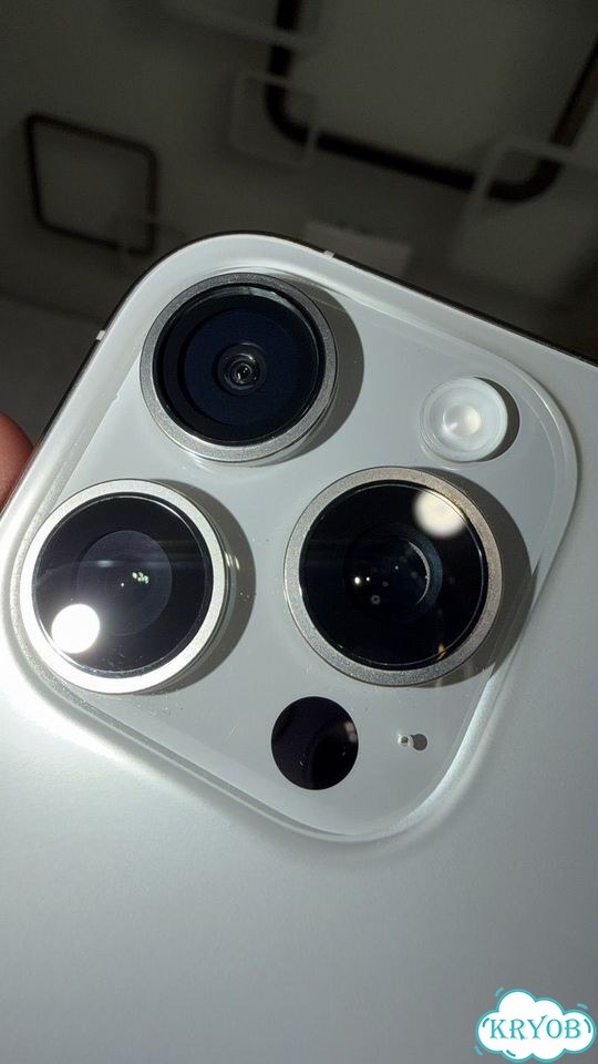 iPhone 16 Pro, 256 ГБ, SIM + eSIM фото 2