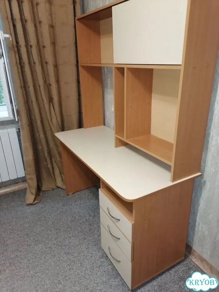 Компьютерный стол фото 1
