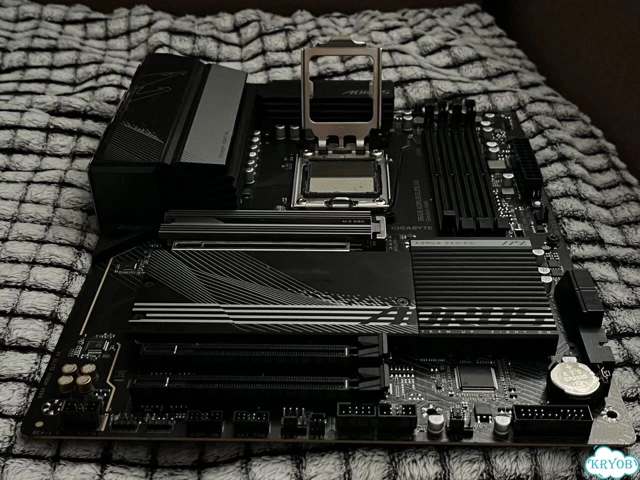 B650 aorus elite ax фото 1