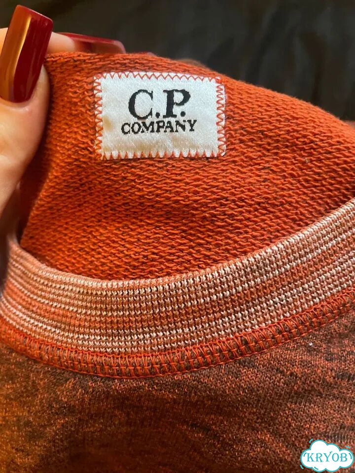 CP company кофта оранжевая фото 4