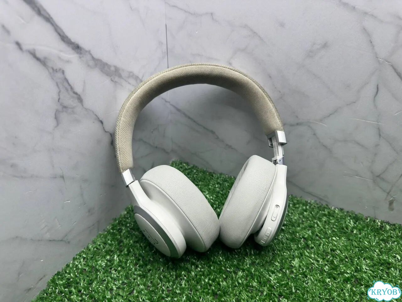 Наушники jbl live 770nc фото 2