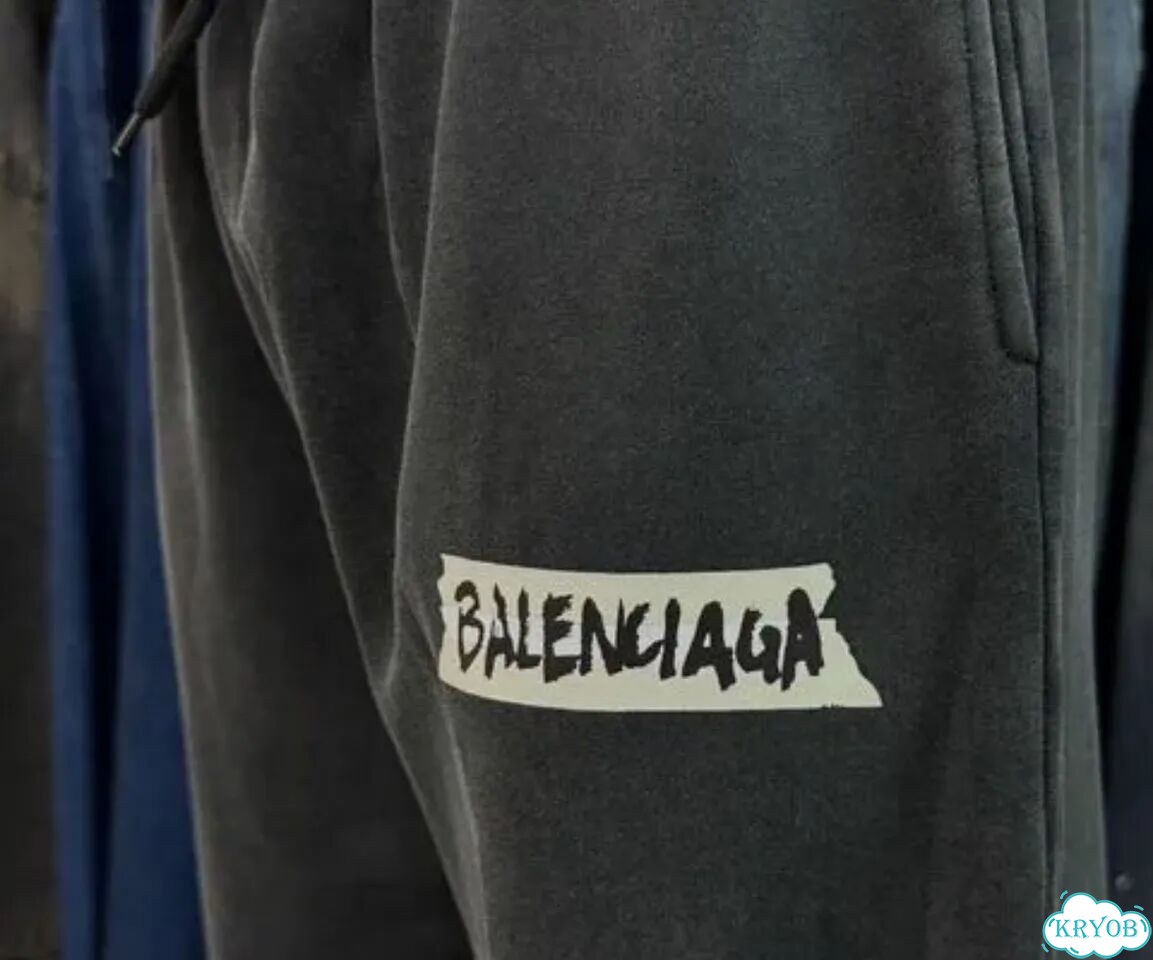 Balenciaga штаны фото 5