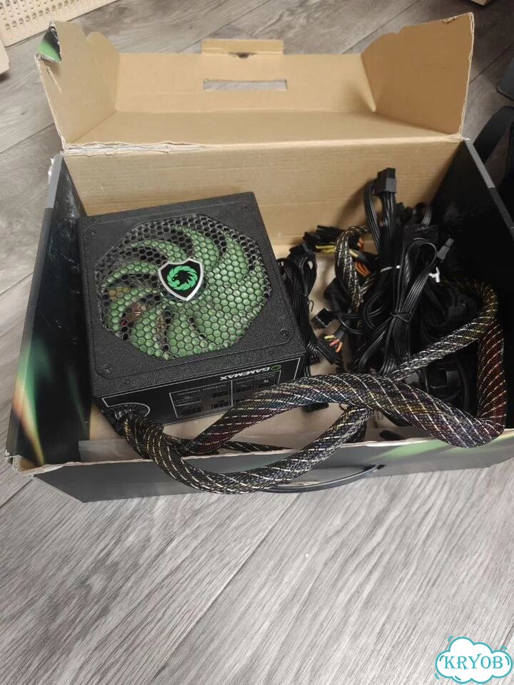 Блок питания для пк 1000w Gamemax фото 1