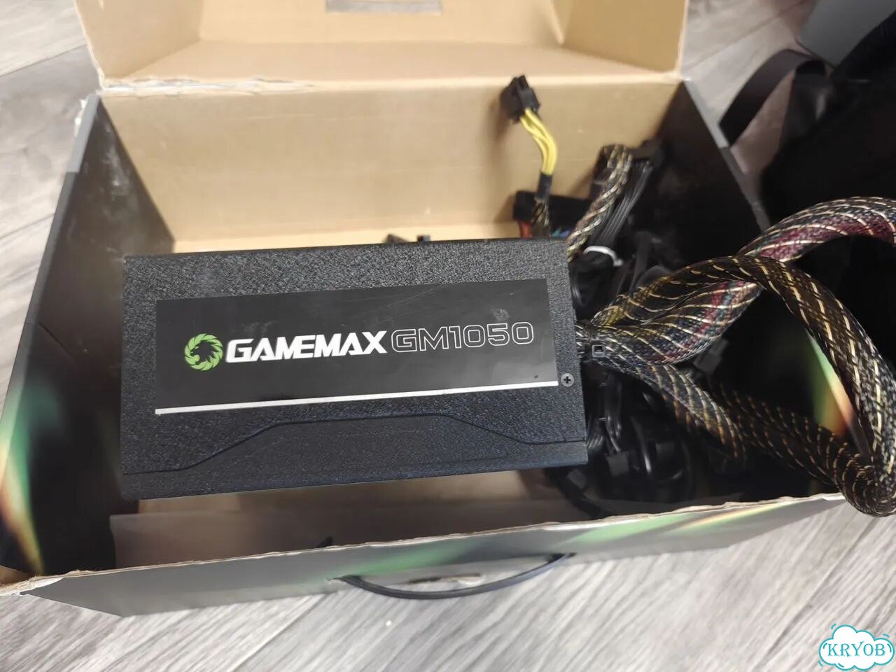 Блок питания для пк 1000w Gamemax фото 2