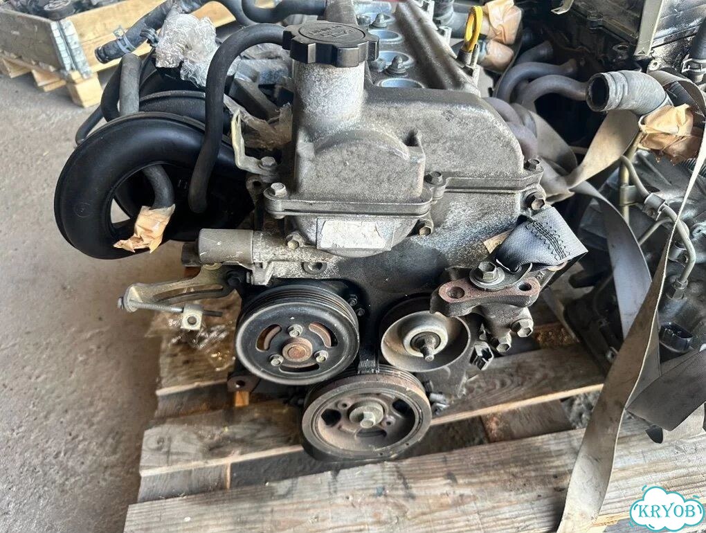 Двигатель Toyota Vitz SCP10 1SZ-FE 2001 фото 4
