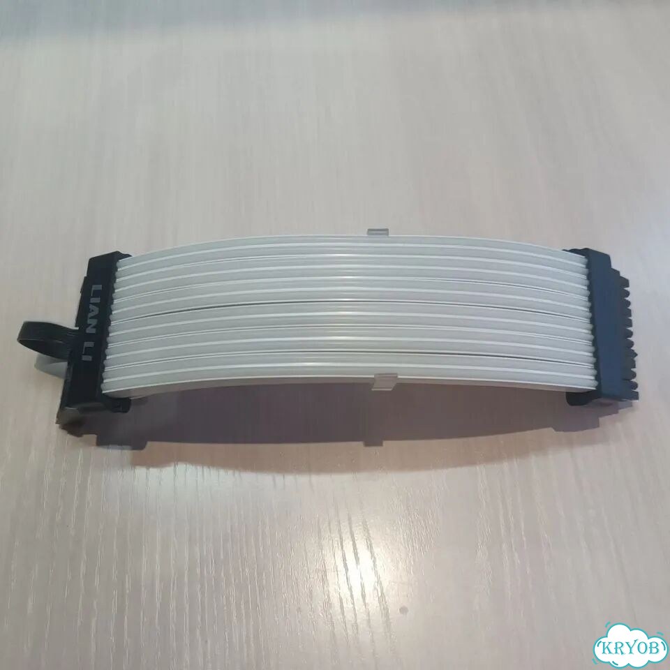 Lian li Strimer Plus 24 Pin фото 2