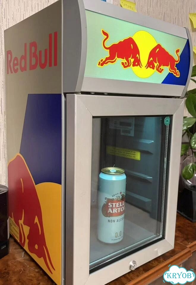 Холодильник Red Bull фото 3
