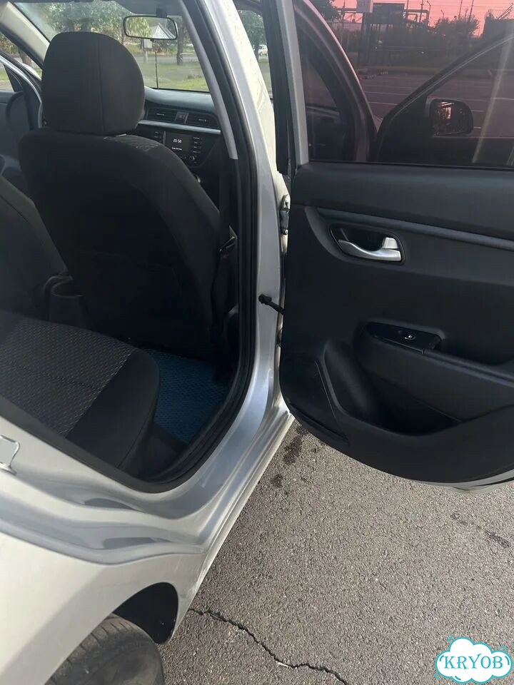 Kia Rio 1.6 AT, 2019, 216 000 км фото 12