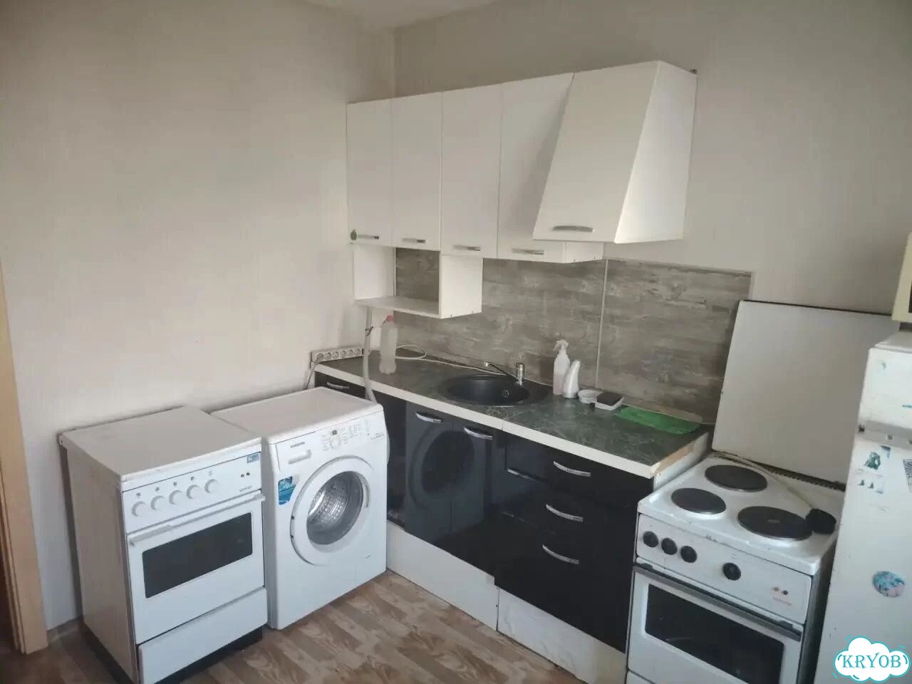 1-к. квартира, 42 м², 8/10 эт. фото 2