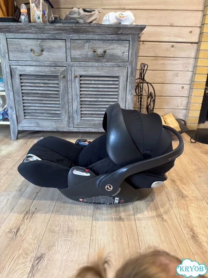 Автолюлька cybex cloud q с базой isofix фото 4