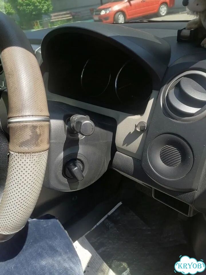 Mazda Verisa 1.5 AT, 2005, 120 000 км фото 10