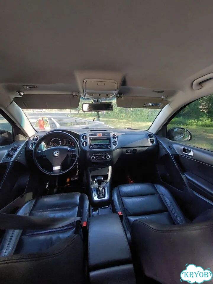 Volkswagen Tiguan 2.0 AT, 2010, 244 956 км фото 12