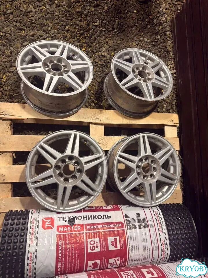 Литые диски Japan Racing 3×R15 8×100 фото 1