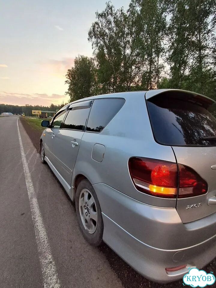 Toyota Ipsum 2.4 AT, 2002, битый, 295 069 км фото 1