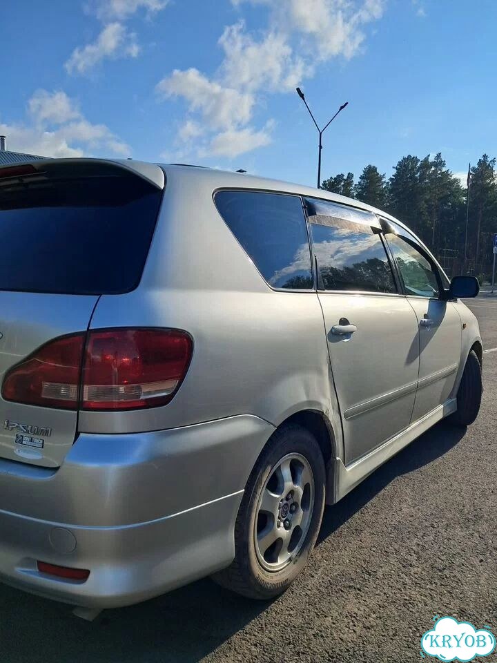Toyota Ipsum 2.4 AT, 2002, битый, 295 069 км фото 19