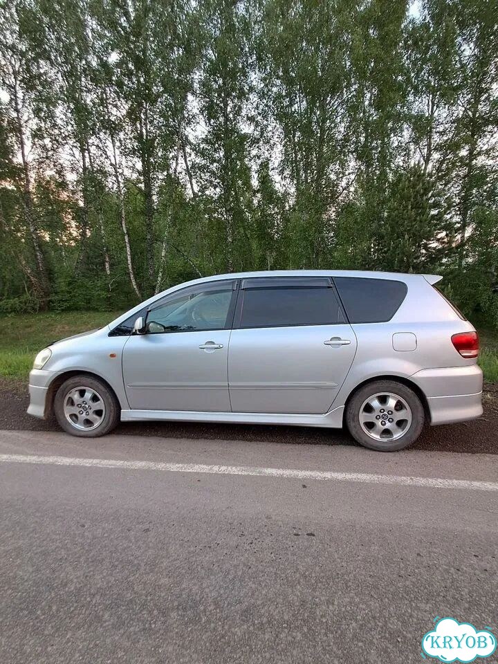 Toyota Ipsum 2.4 AT, 2002, битый, 295 069 км фото 4