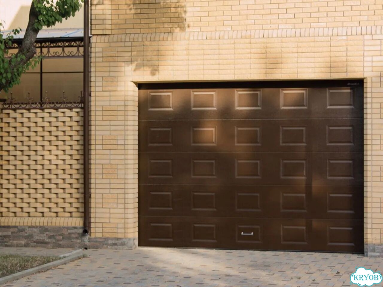 Автоматические секционные ворота DoorHan от завода фото 8