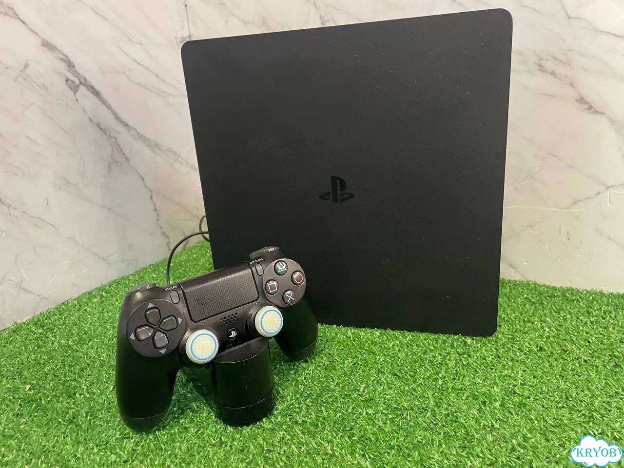 Игровая приставка PlayStation 4 slim 500 gb фото 1