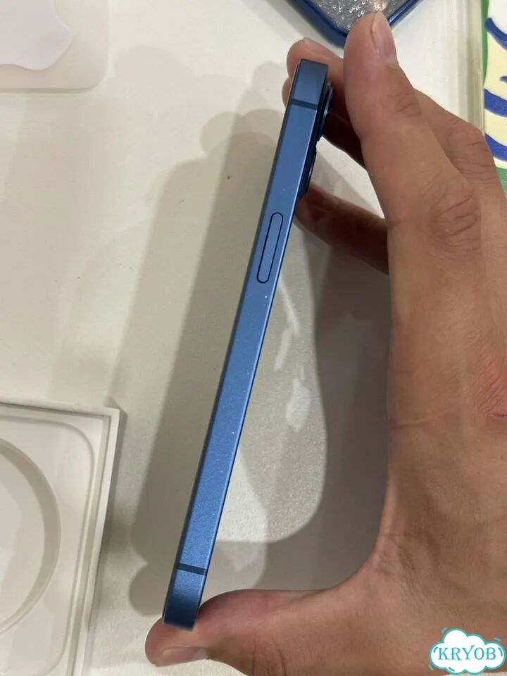 iPhone 13, 512 ГБ, SIM + eSIM фото 7