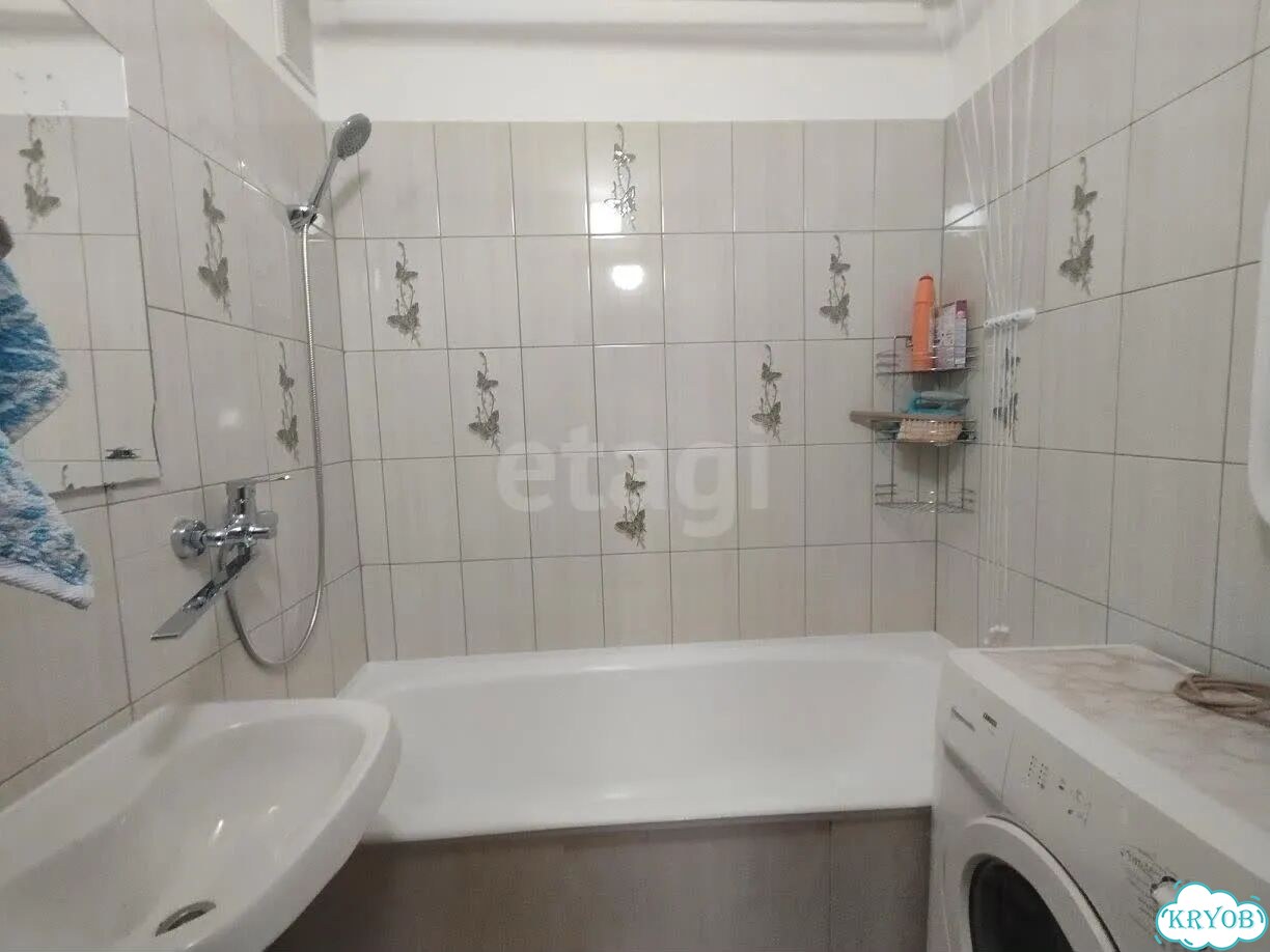 1-к. квартира, 42 м², 4/10 эт. фото 9