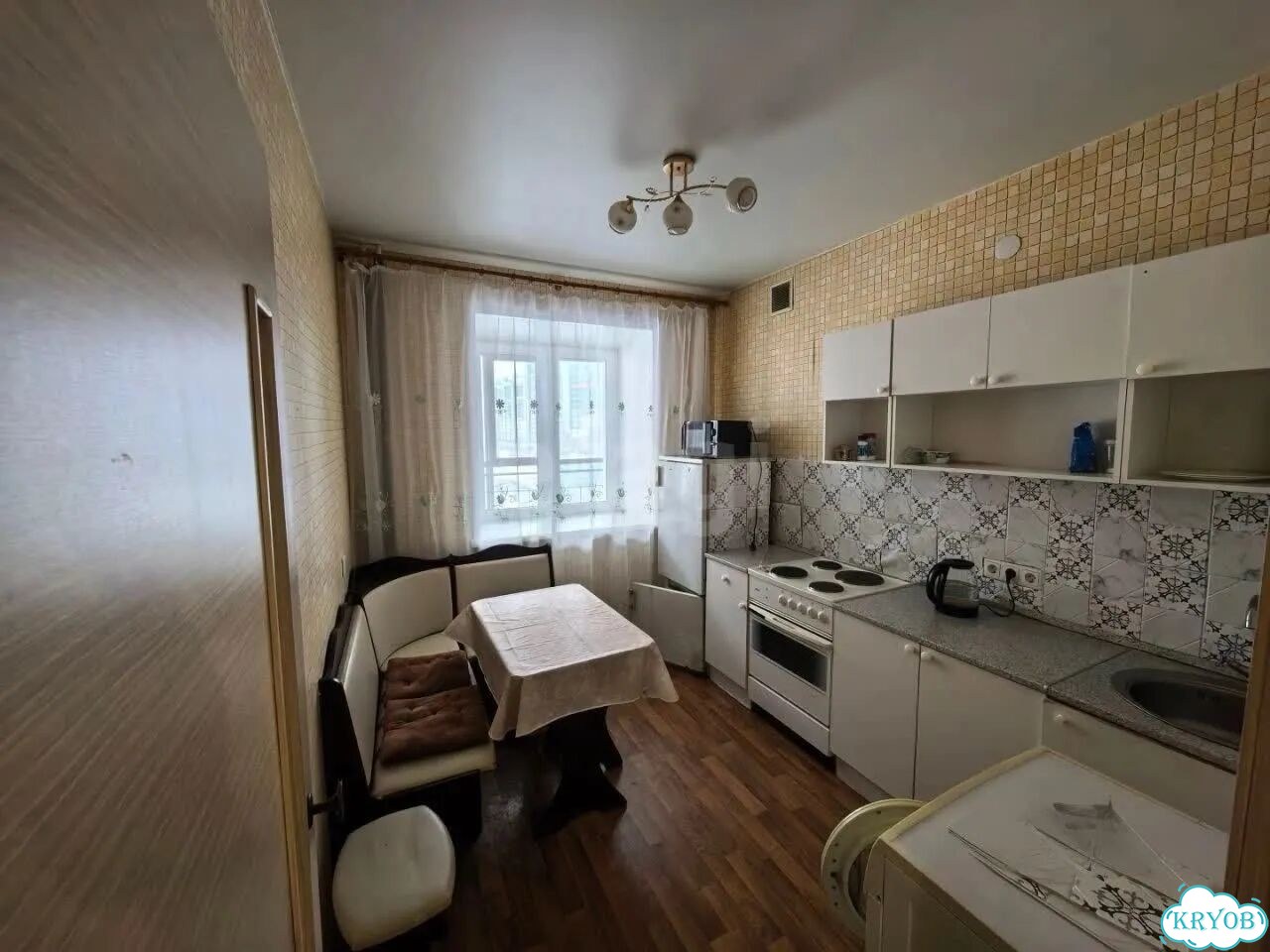 1-к. квартира, 38 м², 4/14 эт. фото 3