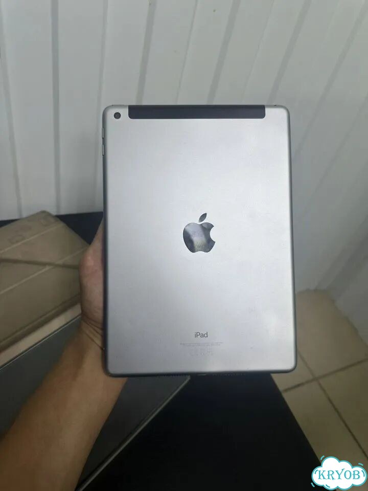 iPad 6 поколения 128 гб фото 2