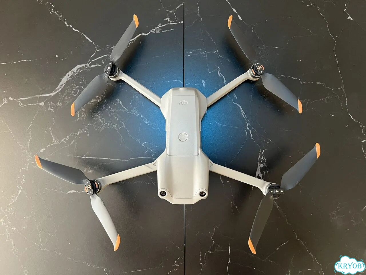 Квадрокоптер DJI AIR 2S фото 3