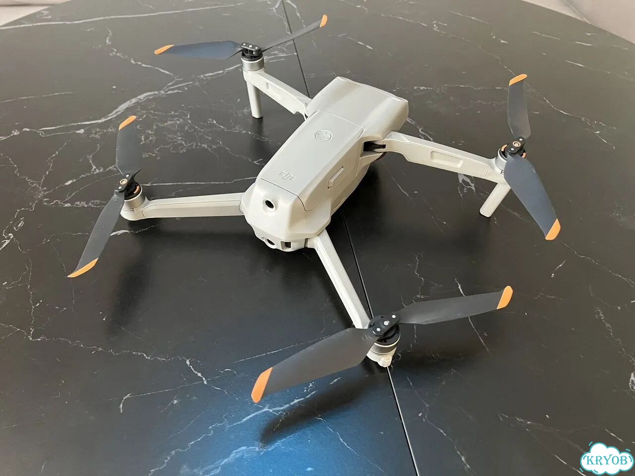 Квадрокоптер DJI AIR 2S фото 6
