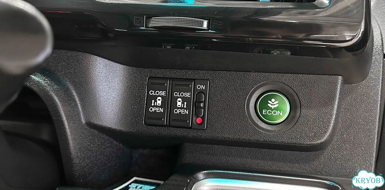 Honda Stepwgn Spada 1.5 CVT, 2016, 97 000 км фото 21