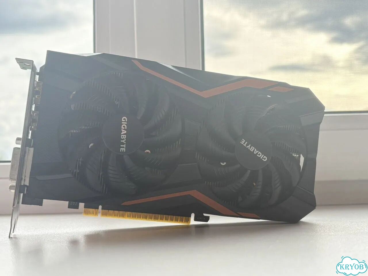 GTX 1050 Ti 4gb фото 1