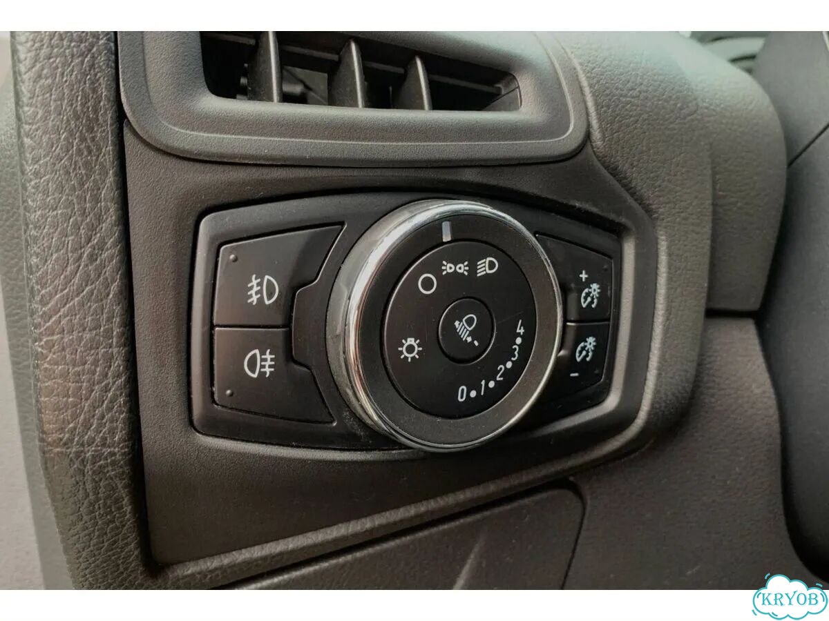 Ford Focus 1.6 MT, 2014, 150 000 км фото 17