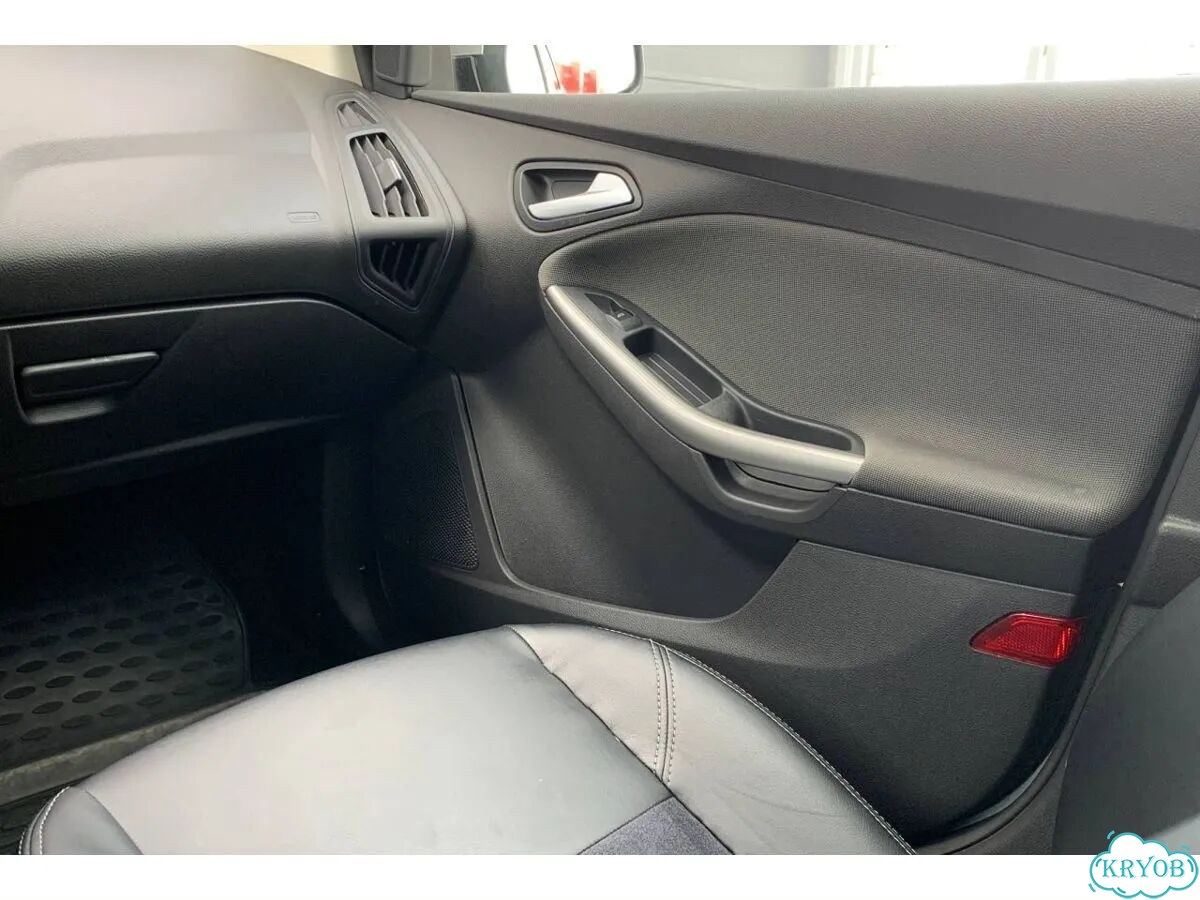 Ford Focus 1.6 MT, 2014, 150 000 км фото 20