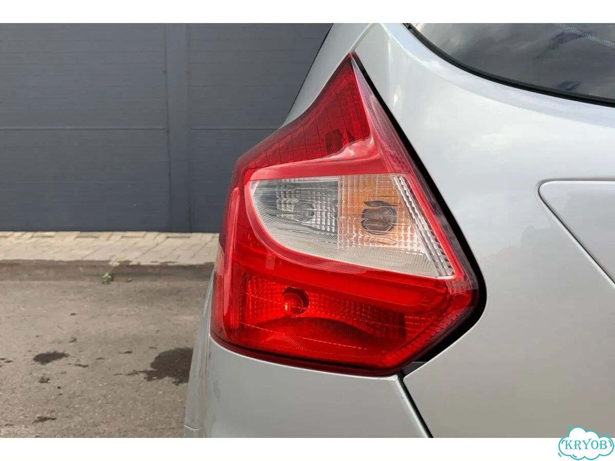Ford Focus 1.6 MT, 2014, 150 000 км фото 9