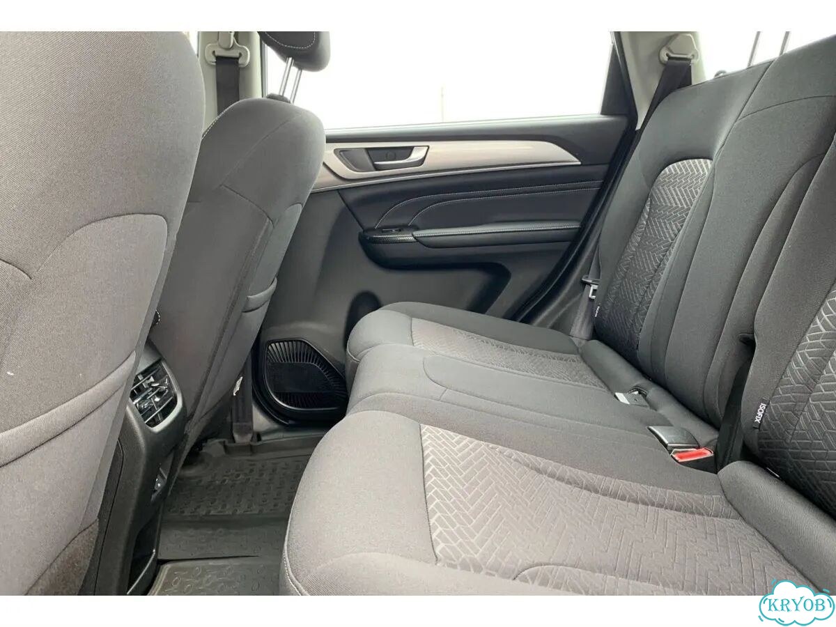 HAVAL M6 1.5 MT, 2024, 16 239 км фото 24