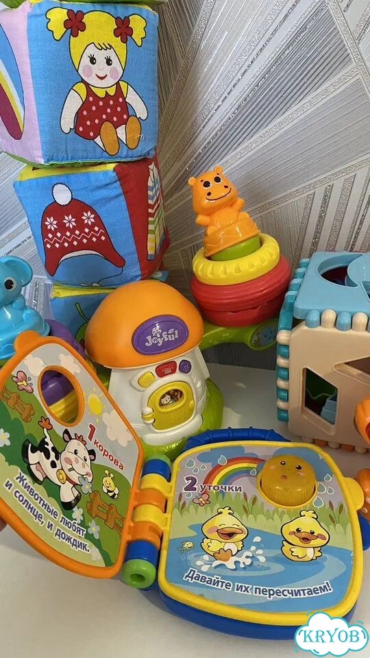 Игрушки для малышей пакетом фото 5