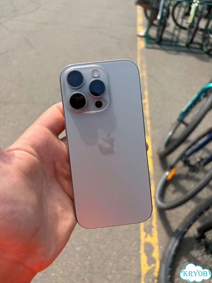 iPhone 16, 128 ГБ фото 3