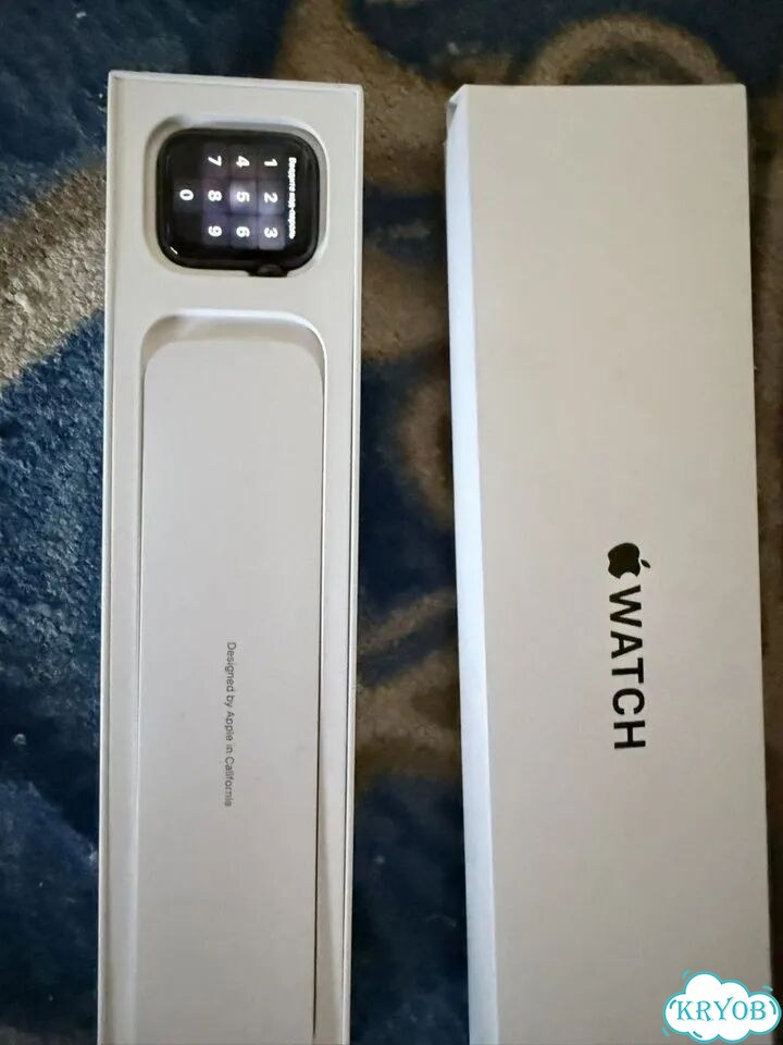 Apple Watch SE 44 mm фото 1